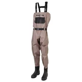 DAIWA Breathable 3-layer waders with boots